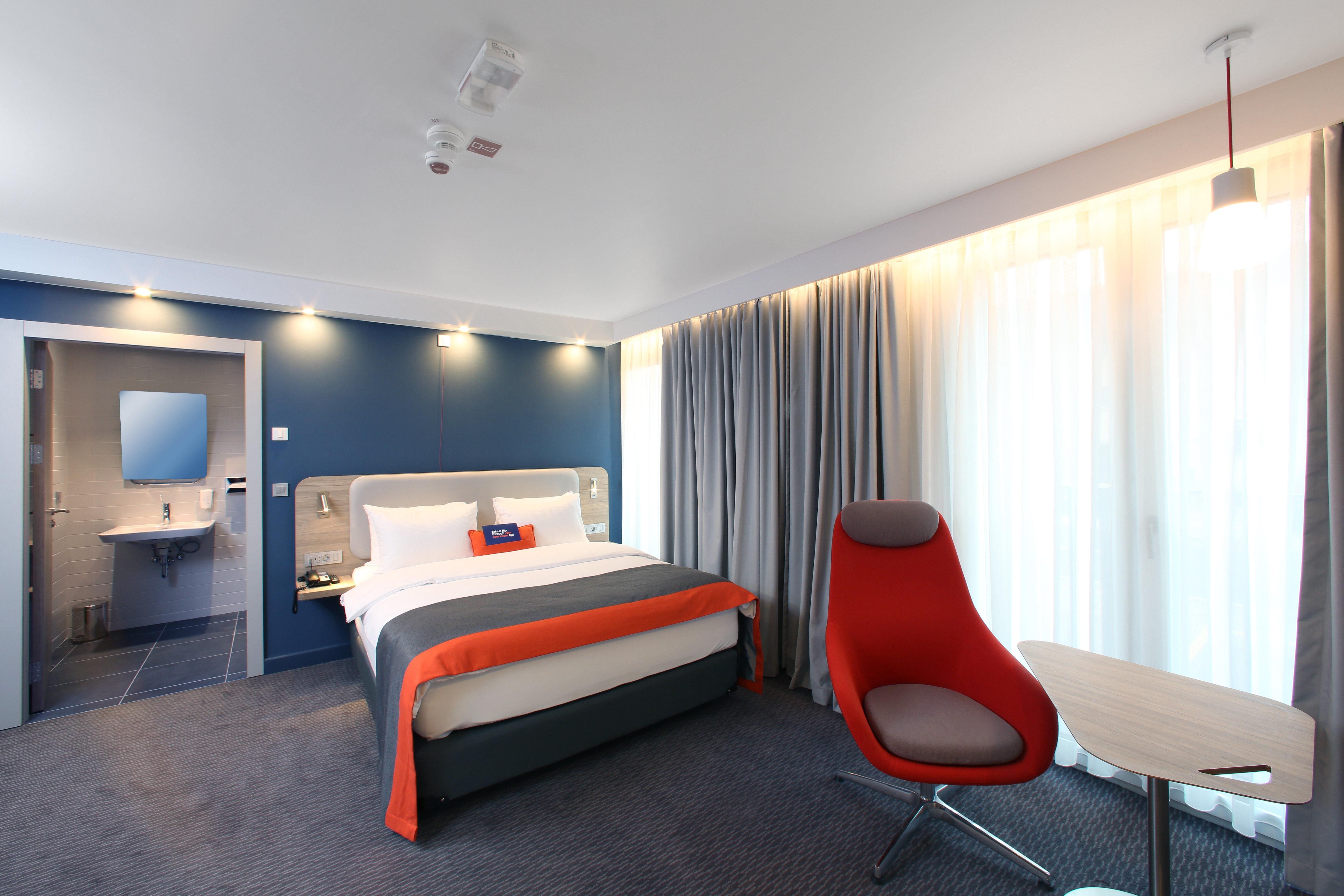 Holiday Inn Express - Ljubljana, An Ihg Hotel Экстерьер фото